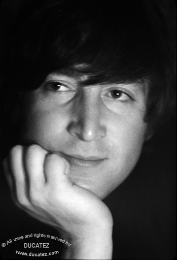 John Lennon by Jean-Pierre Ducatez - ref. 2761n - © All uses and rights reserved by Ducatez